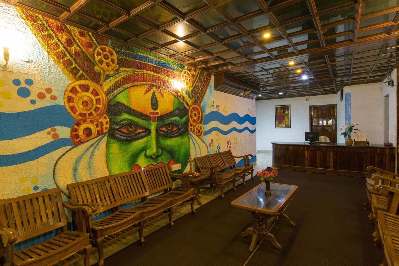 Surya Beach Resort Kovalam Kültér fotó